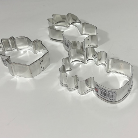 NEW Ann Clark Plant Cookie Cutters lot of three - Picture 3 of 5